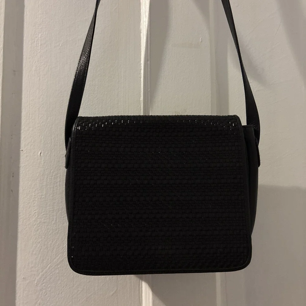 Vintage Linda Allard, Ellen Tracy Black Shoulder Strap Women's Leather‎  Purse